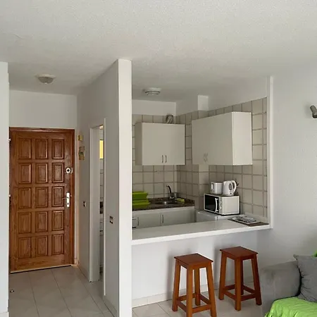 Apartment Cristianos 1 *