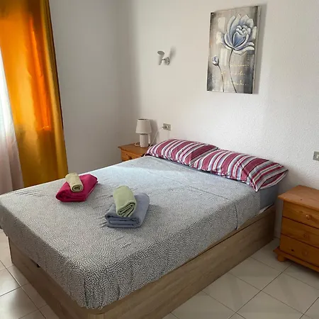 Apartment Cristianos 1